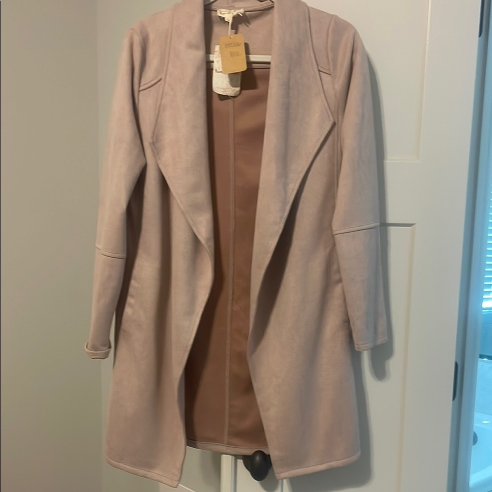 Chic Women's Blush Trench Coat